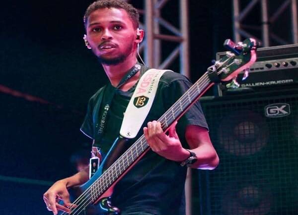 Vítor Souza